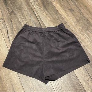 Wilfred Suede Short